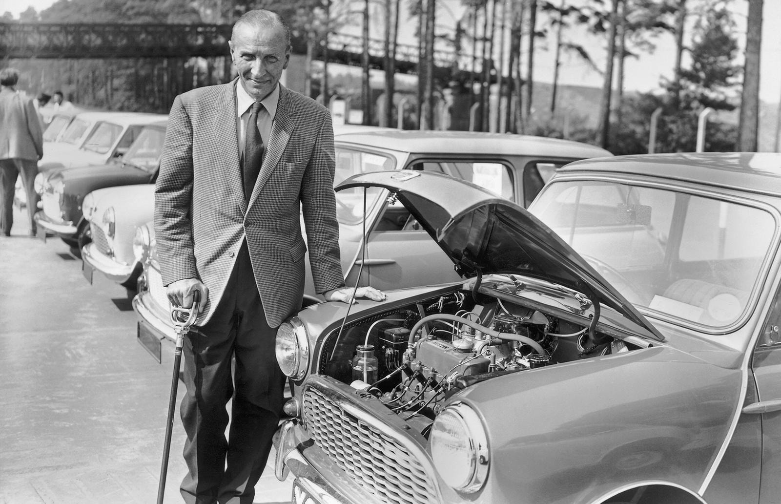 Dalla Swinging London a Milano. Mini celebra 65 anni di rivoluzione automobilistica