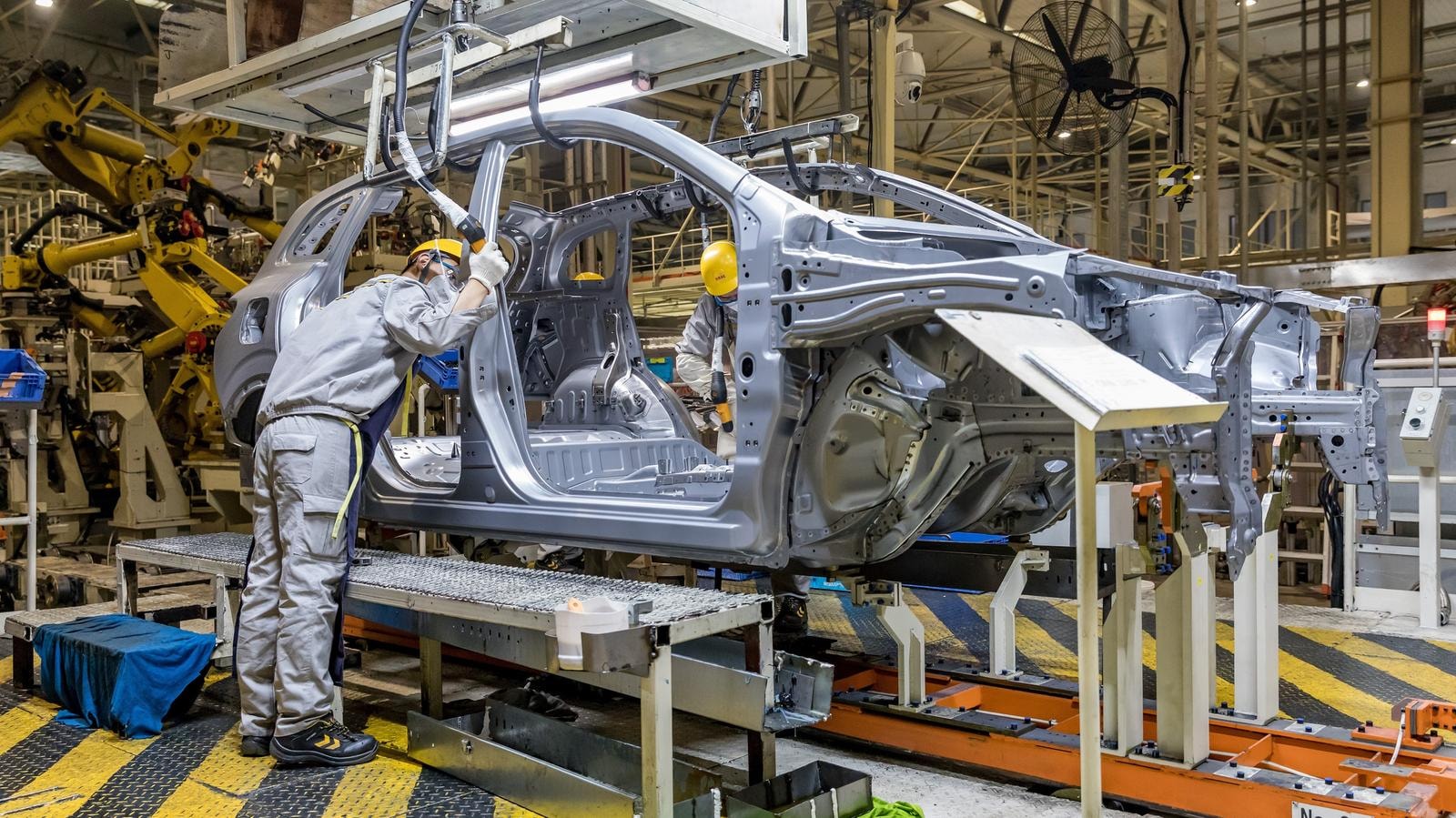 Auto cinesi, gli italiani sono pronti a comprarle. Entro fine ottobre la decisione finale della Commissione Europea sui dazi