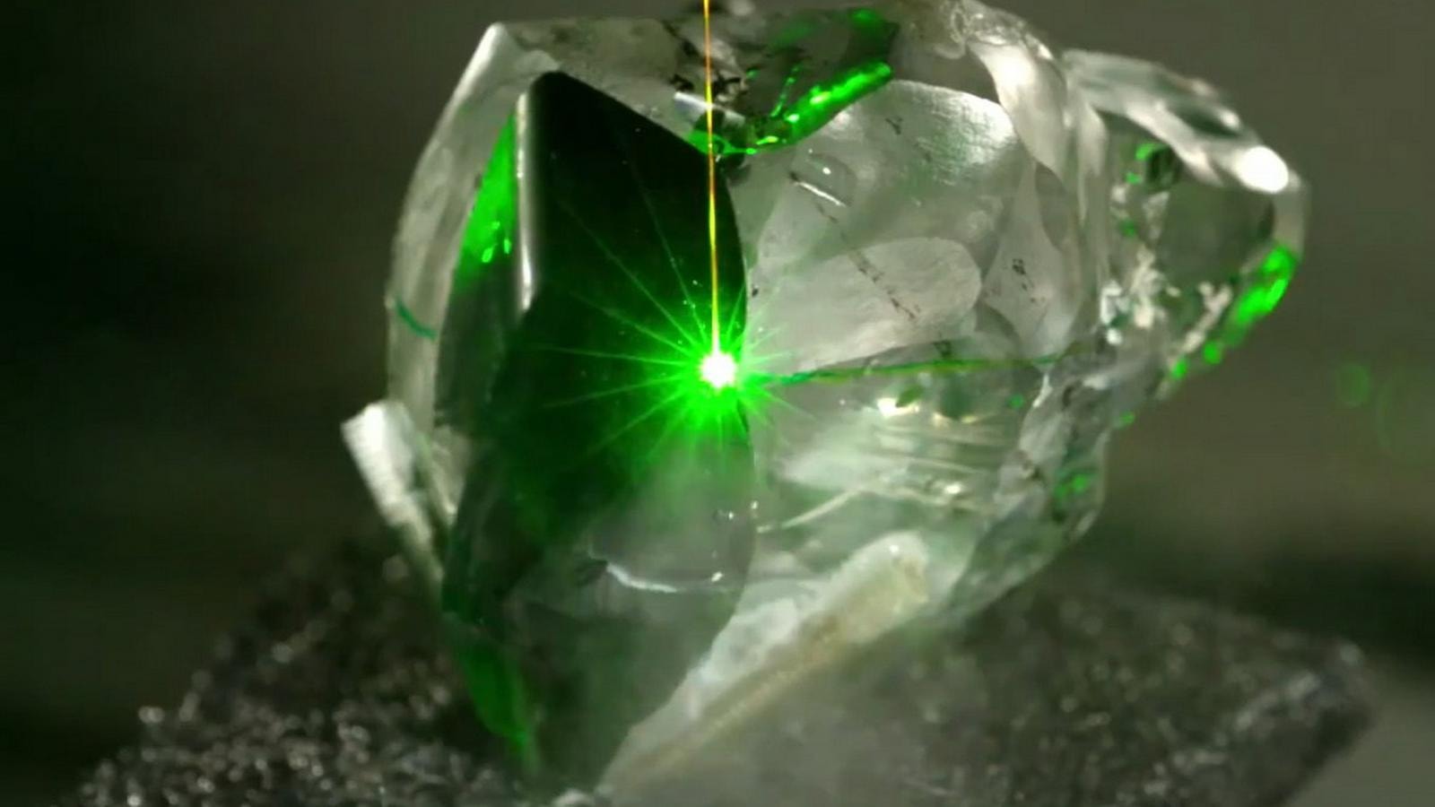 I raggi laser non tagliano più solo i diamanti