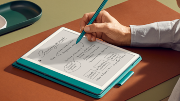 Amazon porta il colore su Kindle con Colorsoft e rende Kindle Scribe un blocco di carta intelligenteAmazon porta il colore su Kindle con Colorsoft e rende Kindle Scribe un blocco di carta intelligente
