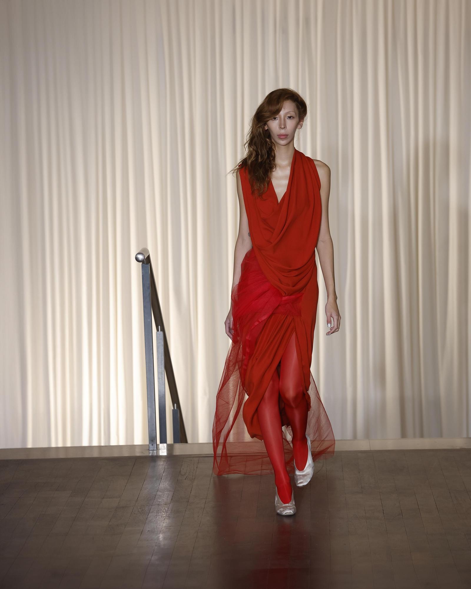 Un look Vivienne Westwood (ph Francesc Ten/MFF)