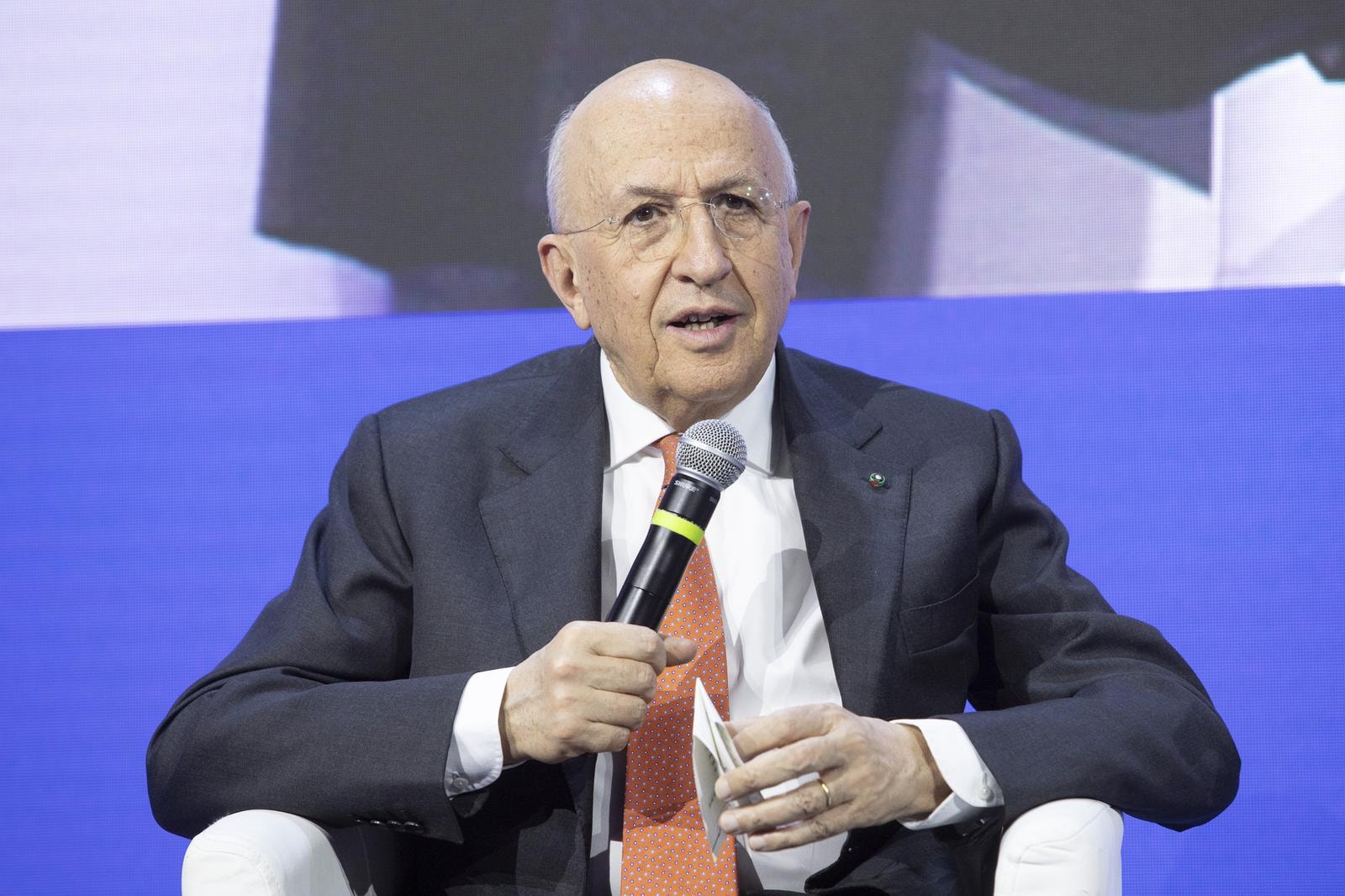 Antonio Patualli, Abi