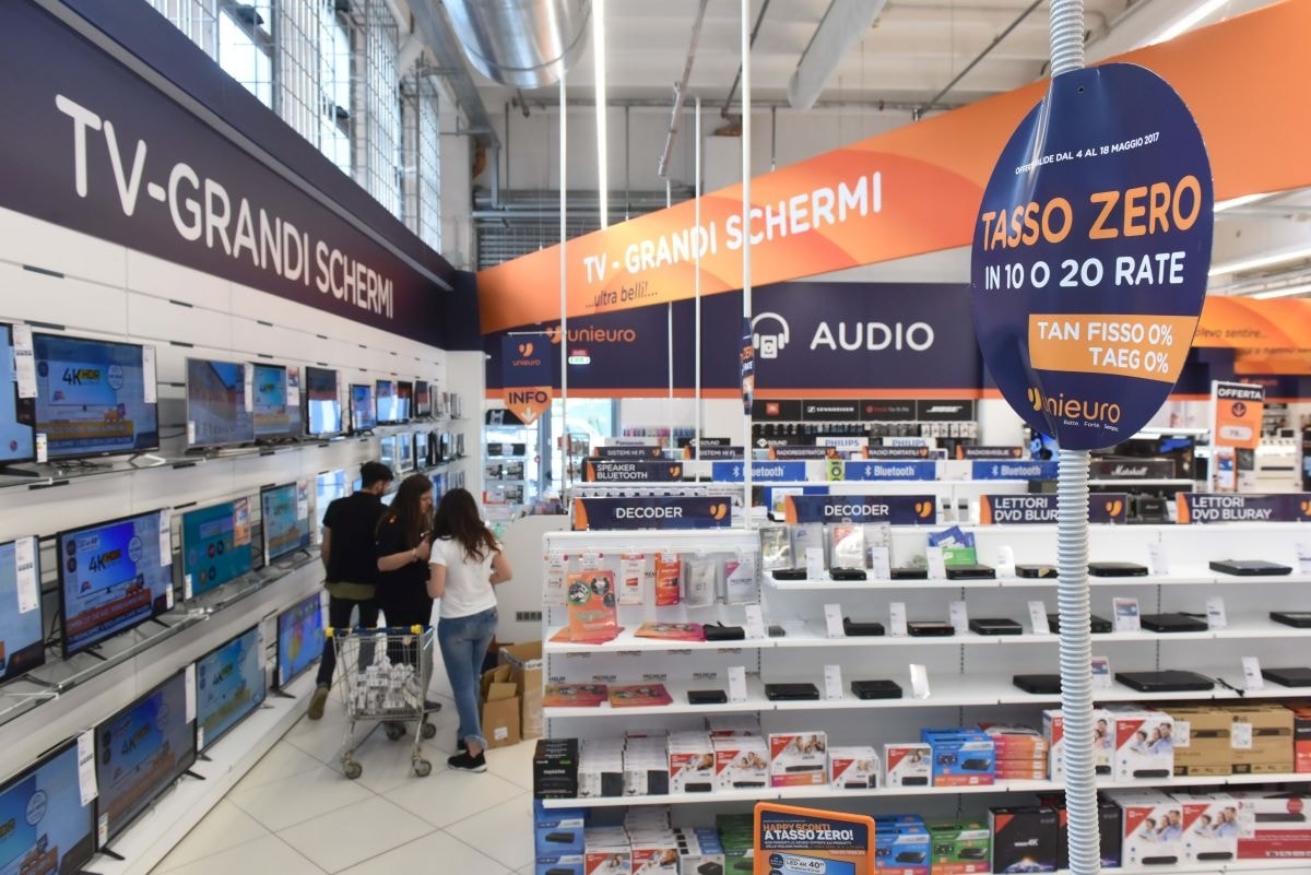 Credito al consumo, tassi lenti a scendere. Nei prestiti personali si pu&ograve; arrivare al 18% senza cadere nell’usura. Come risparmiare