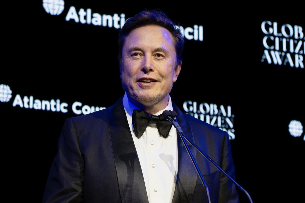 Usa, procuratore di Filadelfia fa causa a Elon Musk: illegale la lotteria pro Trump