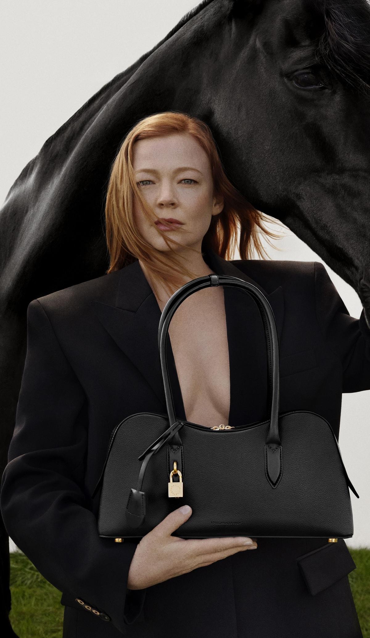 L’adv della Ryder bag  di Stella McCartney (courtesy Stella McCartney)