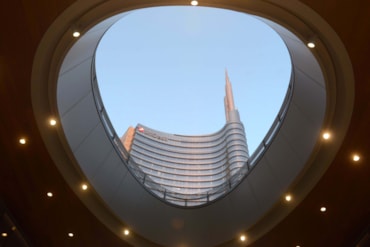 Unicredit emette cinque certificati a capitale incondizionatamente protetto