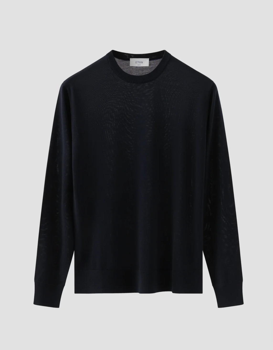 Dal girocollo al dolcevita: 7 maglie iconiche per l’uomo elegante