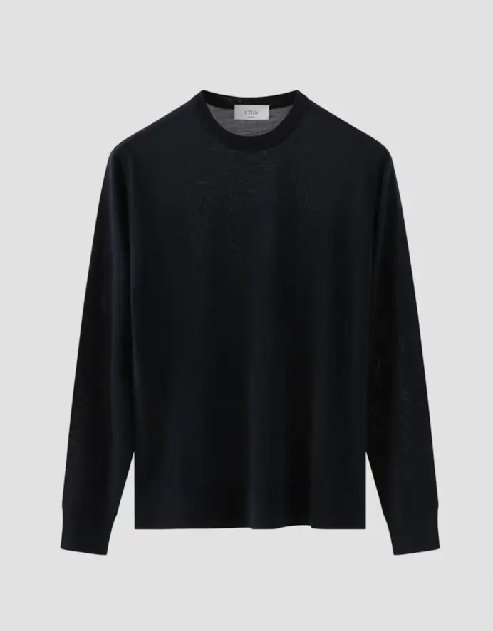 Dal girocollo al dolcevita: 7 maglie iconiche per l’uomo elegante