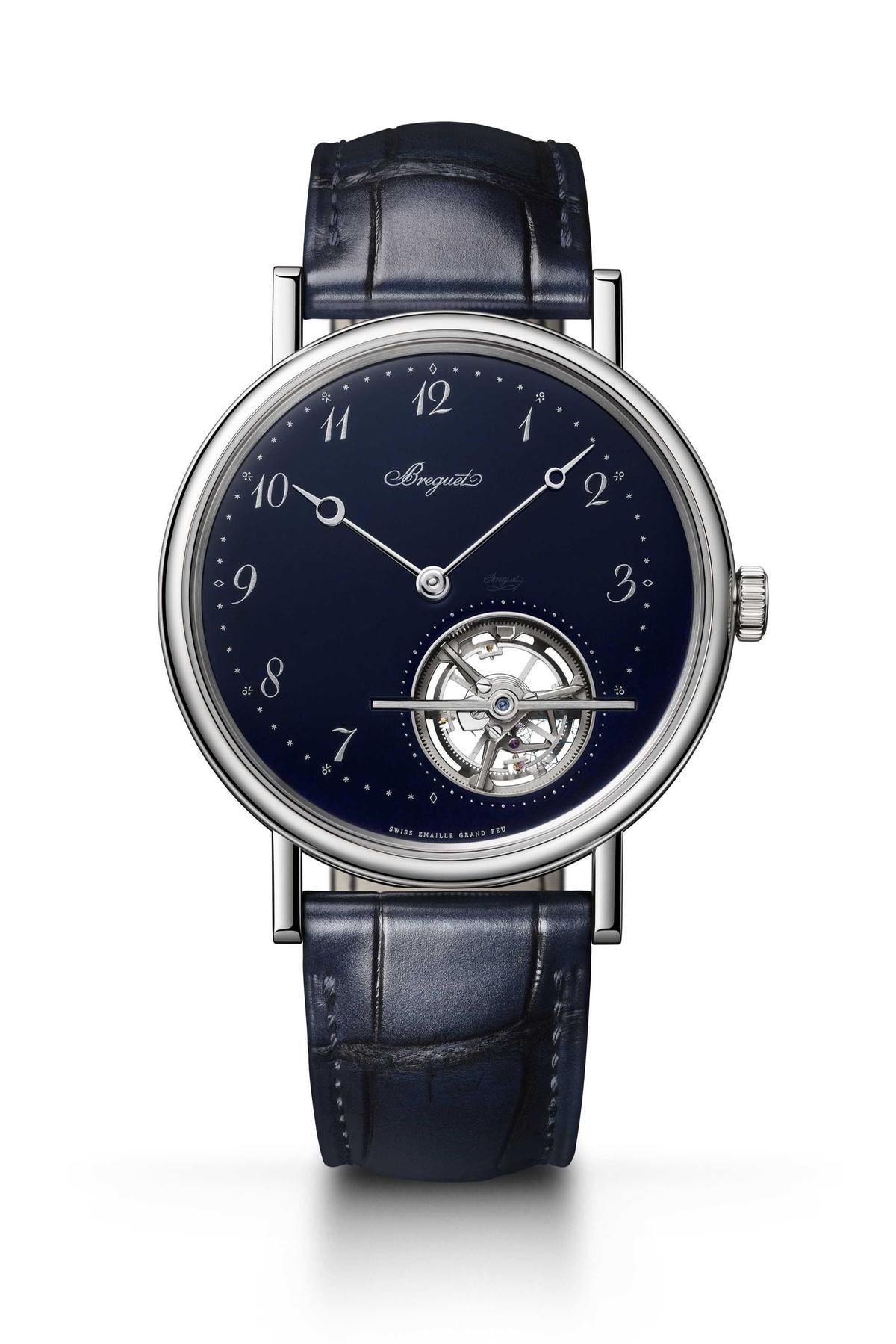 Il Breguet Classique Tourbillon Extra-Plat 5367, esclusiva boutique da 7,5 mm.