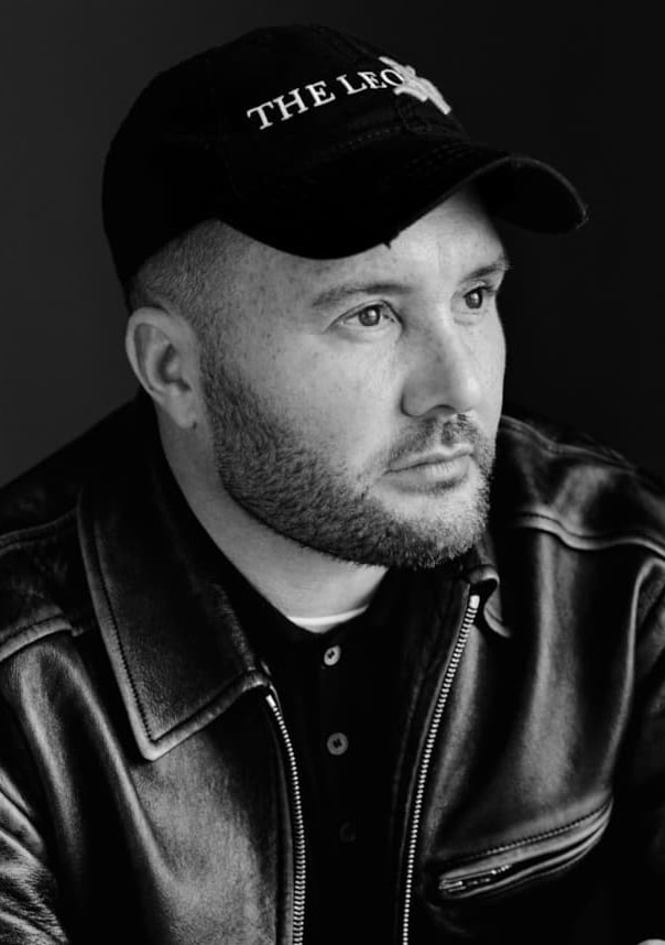 Kim Jones (ph Alsdair McLellan, courtesy Lvmh)