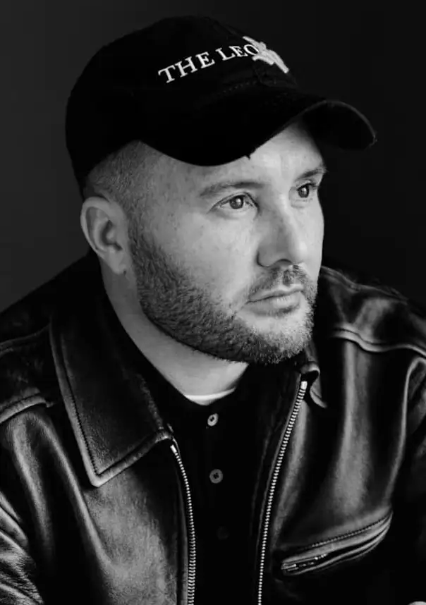 Kim Jones (ph Alsdair McLellan, courtesy Lvmh)