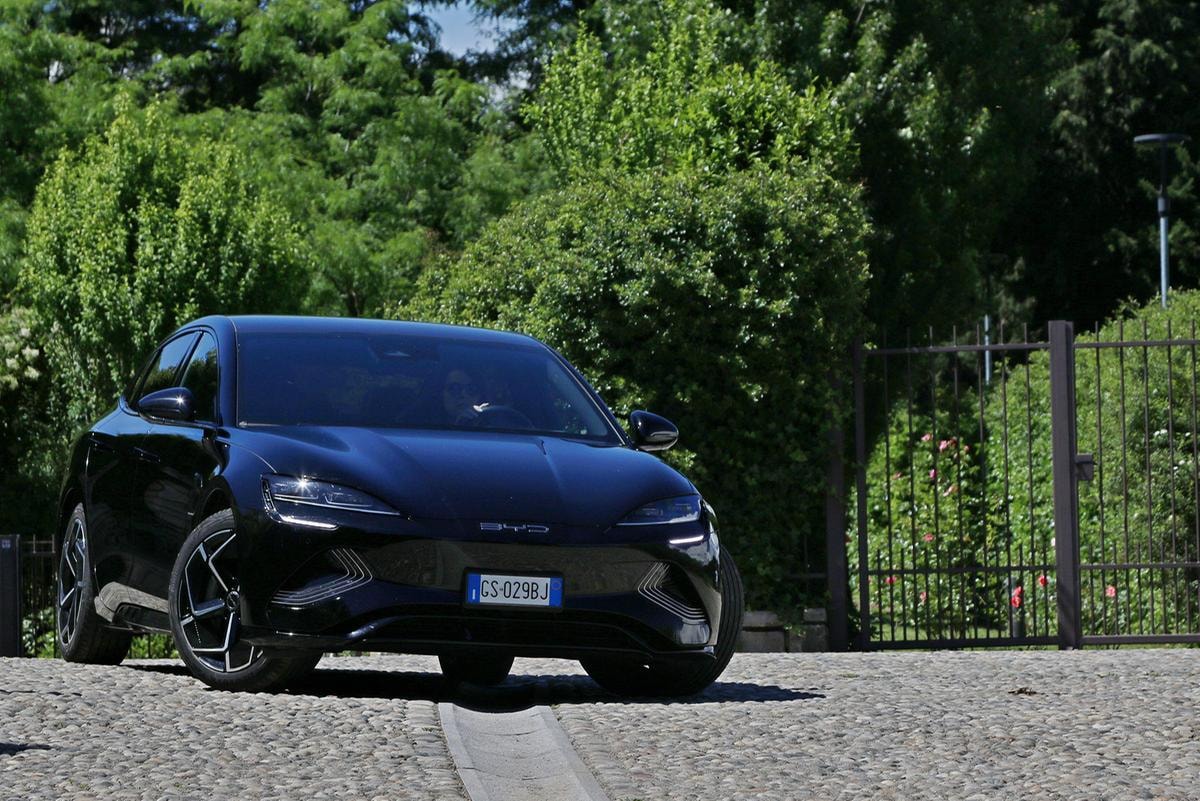 BYD Seal: tecnologia, design e innovazione per superare Tesla