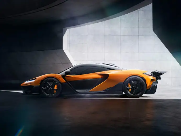 Ferrari vs McLaren: qual è la migliore su strada?