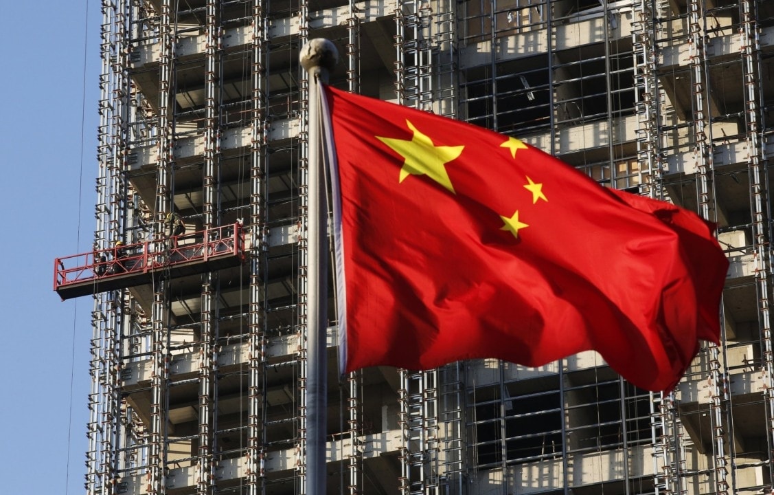 Borse asiatiche contrastate. I profitti delle aziende cinesi crollano del 10% a ottobre