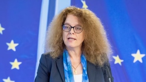 Isabel Schnabel frena sui tagli dei tassi Bce. E critica forward guidance e Quantitative Easing