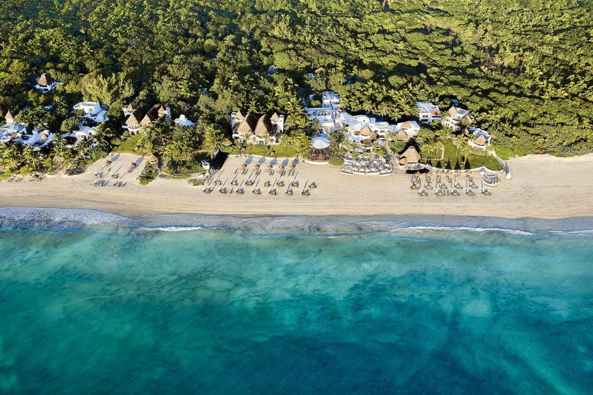 Fuga al caldo? Ecco sette destinazioni per una vacanza esclusiva