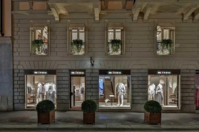 La boutique in via Sant'Andrea, nel cuore di Milano.