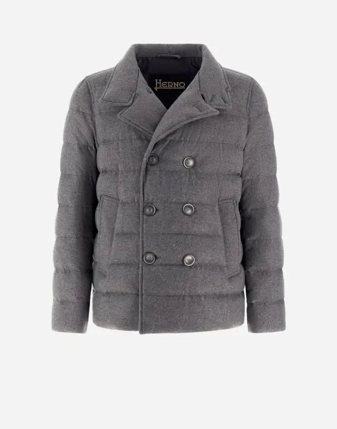 Peacot in Easy Cashmere Mix di Herno (1.065 euro)
