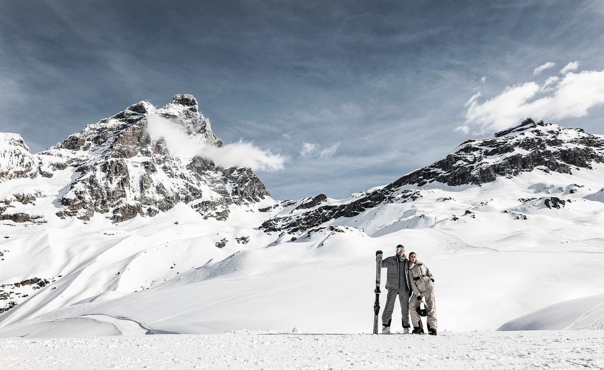Fashion resort: i look più belli per lui e per lei da sfoggiare sulla neve. In esclusiva nel servizio di moda di Gentleman