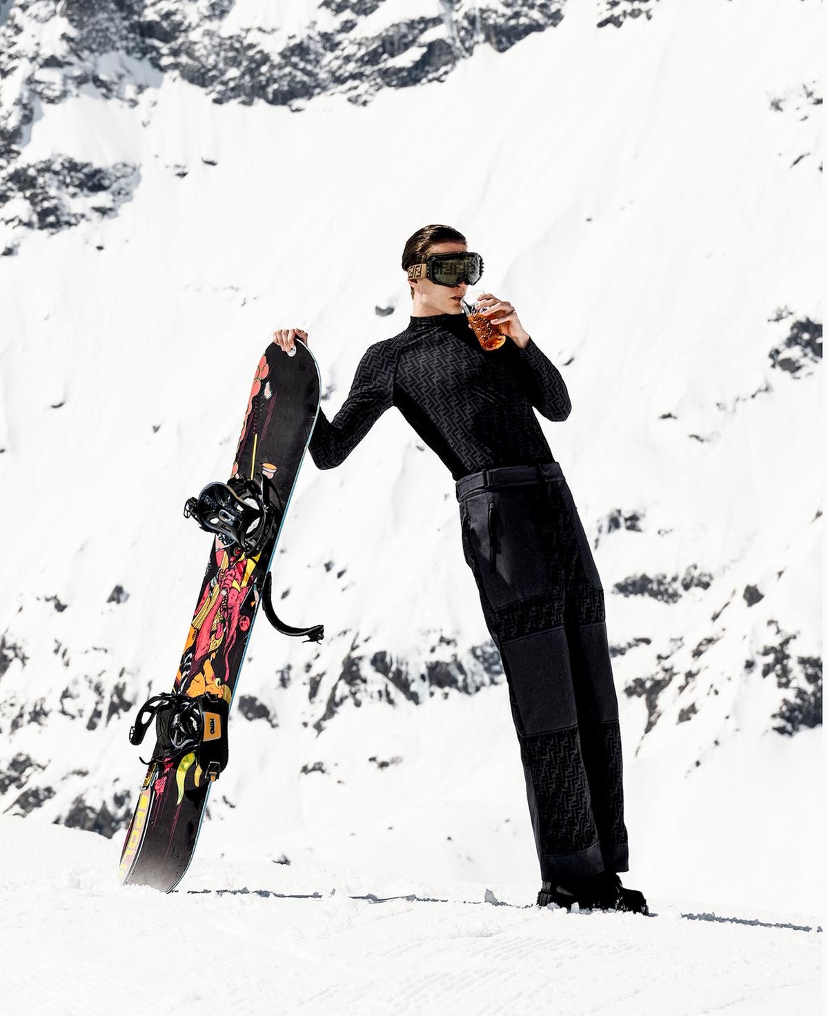 Fashion resort: i look più belli per lui e per lei da sfoggiare sulla neve. In esclusiva nel servizio di moda di Gentleman