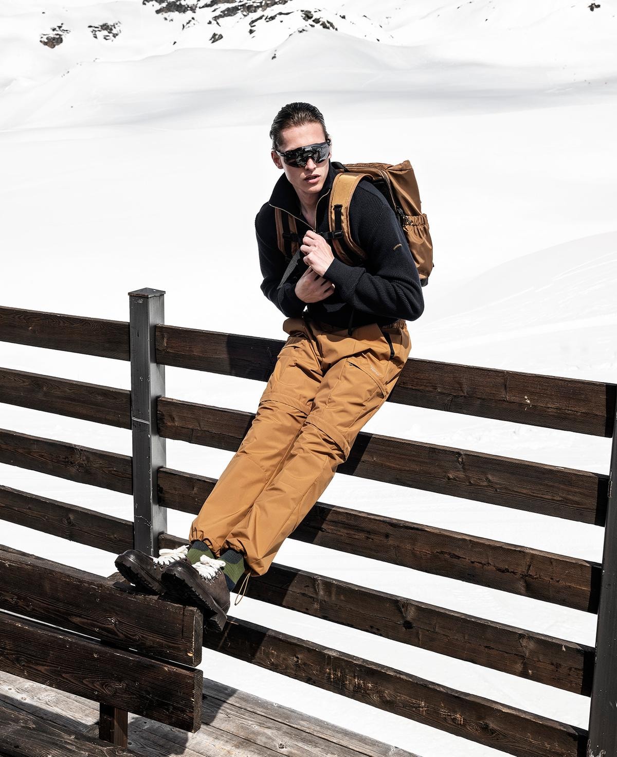 Fashion resort: i look più belli per lui e per lei da sfoggiare sulla neve. In esclusiva nel servizio di moda di Gentleman
