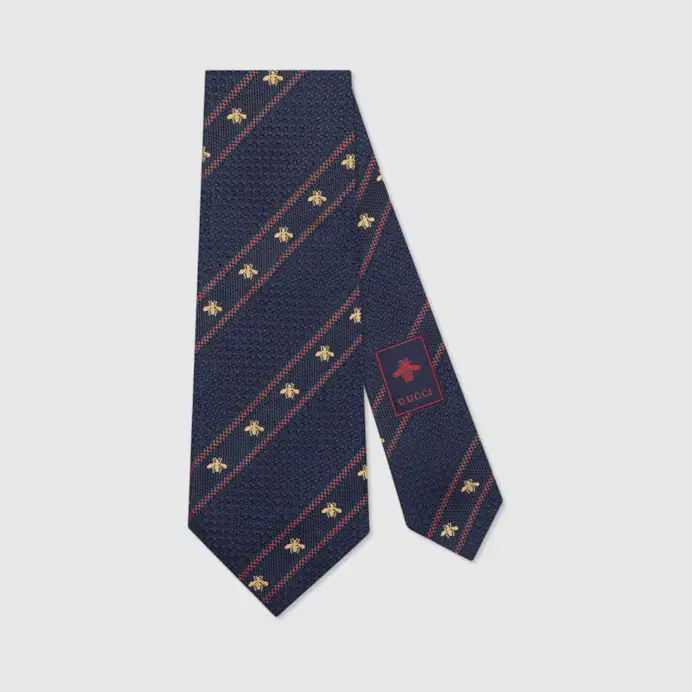 Gucci (220 euro)