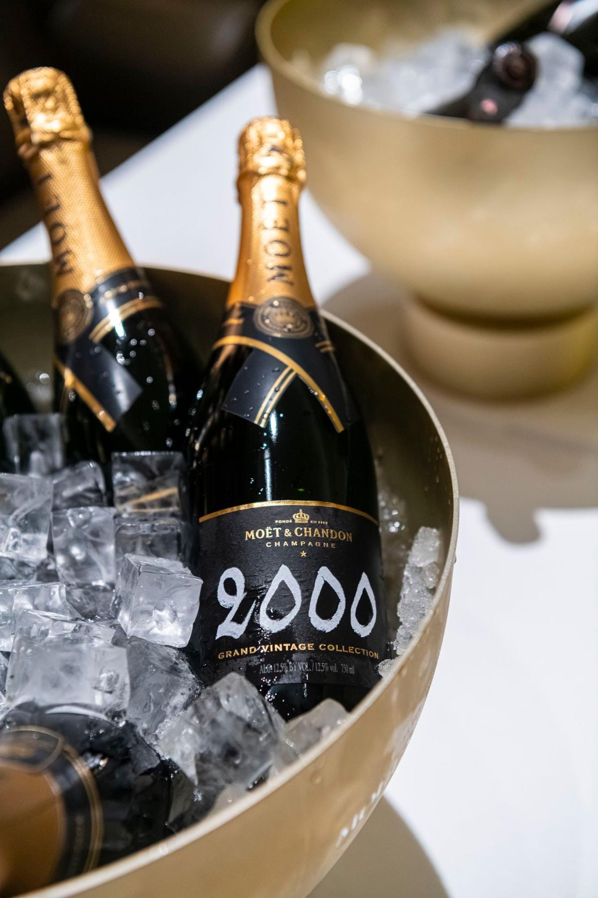 La nuova trilogia di millesimati Moët & Chandon cita Lucrezio, ma è da leggere tutta d’un fiato come un best seller 