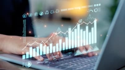 L’intelligenza artificiale rivoluziona anche gli studi legali, con risparmi dei tempi fino al 75%. Ecco come