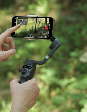Accsoon SeeMo 4kCome creare un SuperphoneLa batteria portatile Cellularline Mag HubL'interfaccia per chitarra Ik Multimedia iRig HD XCome creare un SuperphoneLo stabilizzatore Dji Osmo Mobile 6