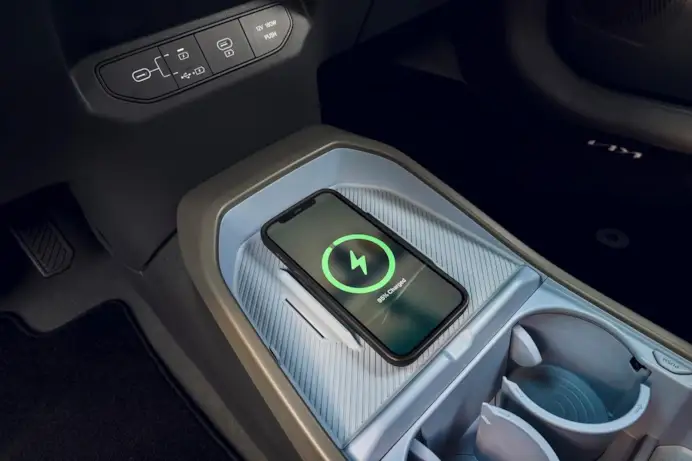 Kia EV3: il crossover compatto elettrico che rivoluziona il segmento BEV