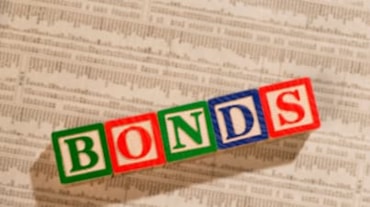 Bond, obiettivo 2025: stare lunghi con pochi dollari