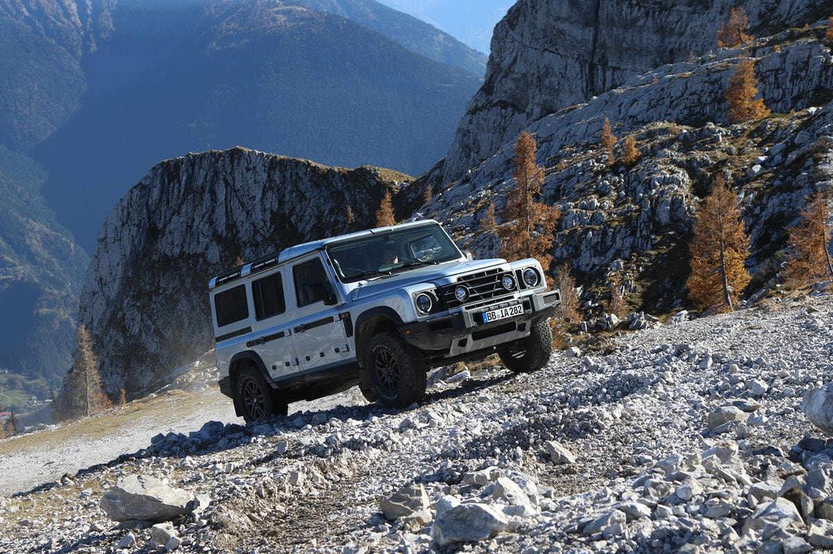 Offroad! La prova dell’inarrestabile e raffinata Ineos Grenadier, fuoristrada di stile