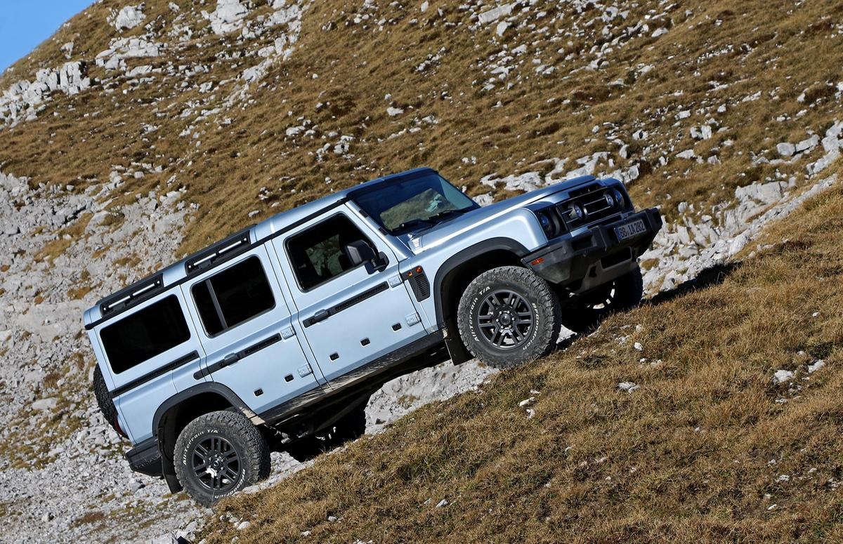 Offroad! La prova dell’inarrestabile e raffinata Ineos Grenadier, fuoristrada di stile