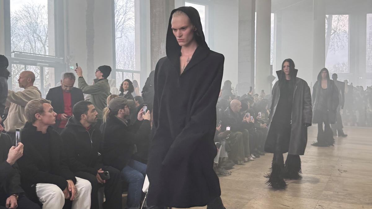 Un look Rick Owens fall-winter 2025/26 (ph. Stefano Roncato)