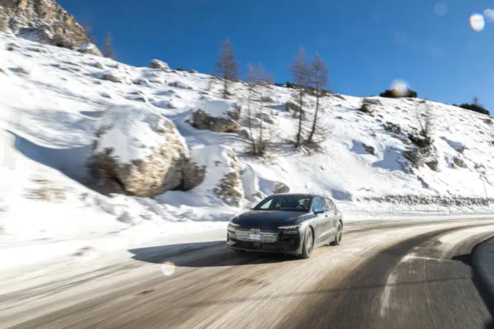 Photo: Simon Palfrader ©
Audi S6
