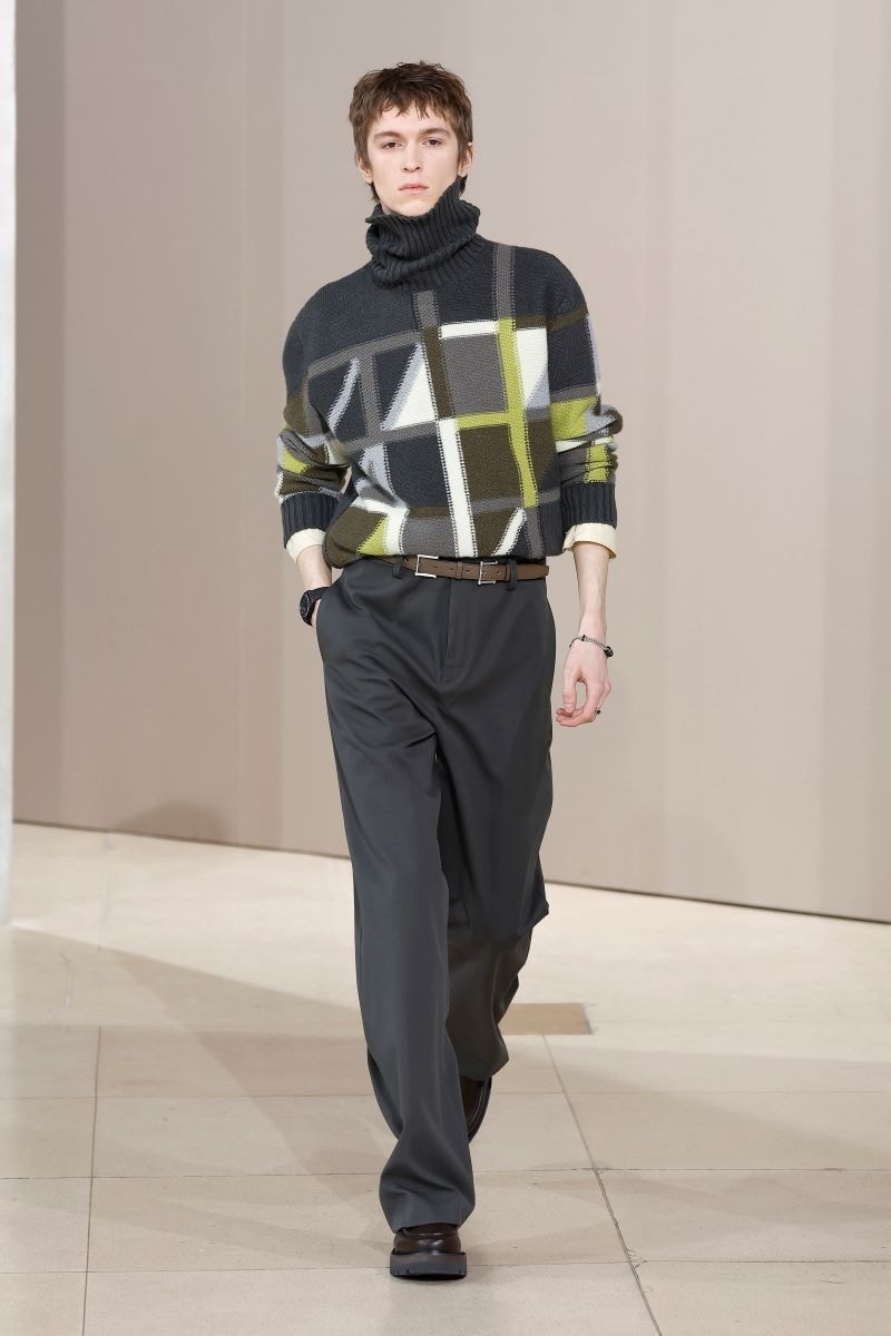 Un look Hermès fall-winter 2025/26 (ph Francesc Ten/MFF)