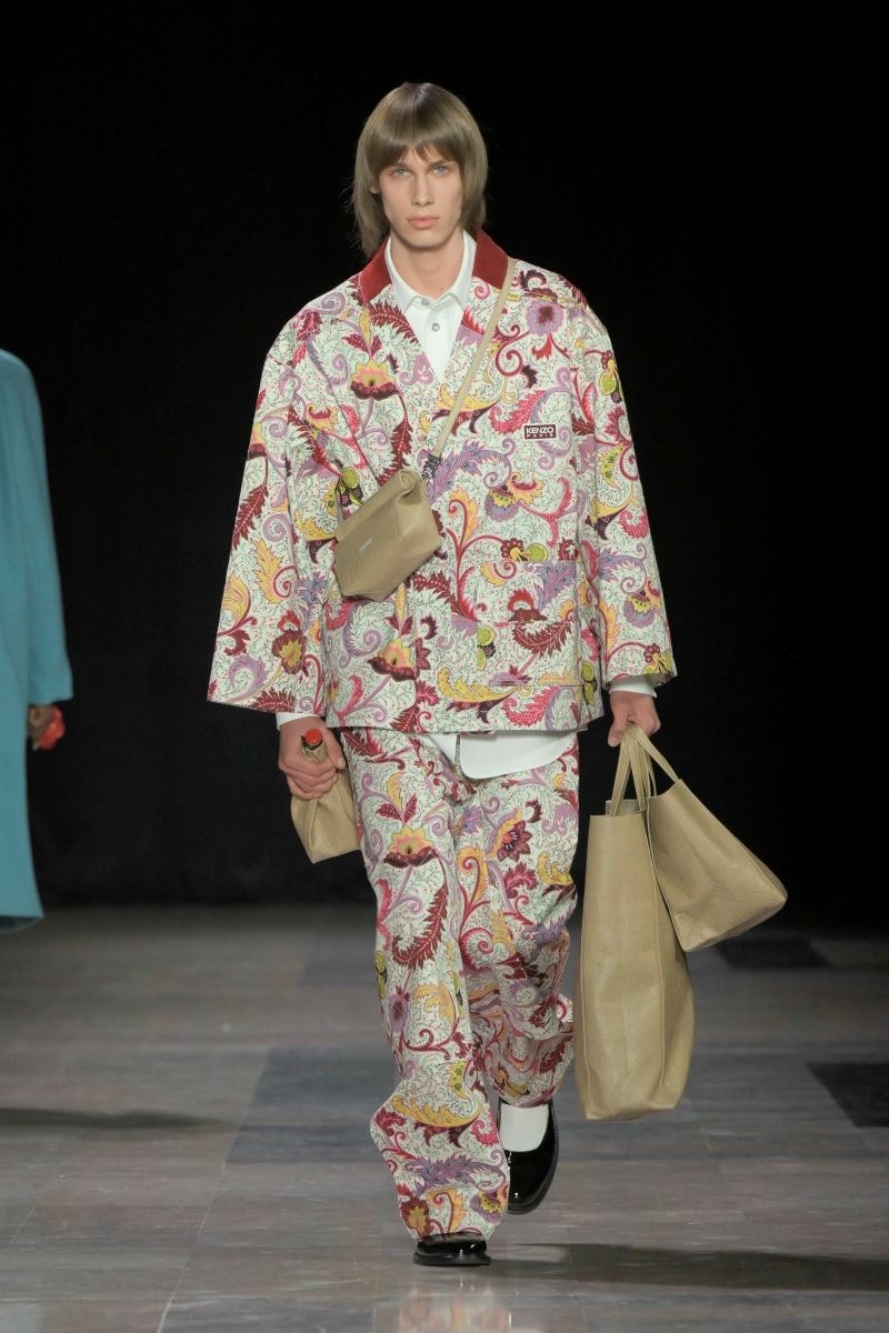 Un look Kenzo fall-winter 2025/26 (ph Francesc Ten/MFF)