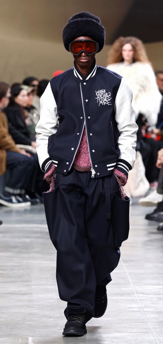 Un look Sacai f-w 2025/26 (ph Francesc Ten)