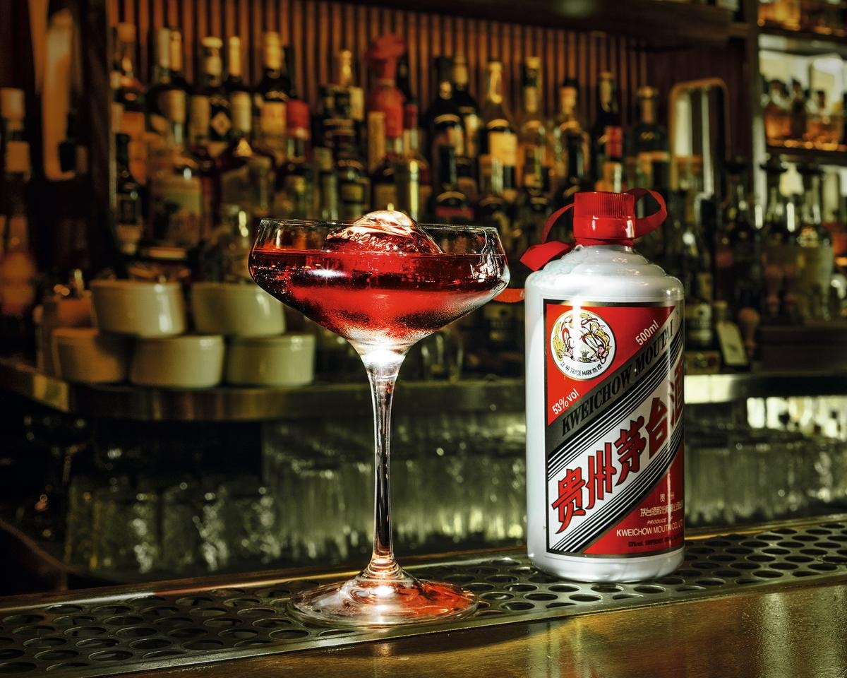All’anno del Serpente si brinda con il Moutai. Gan bei! 