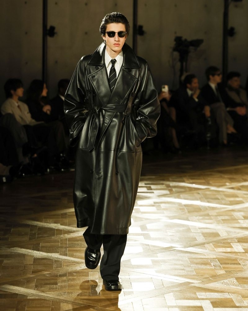 Un look dello show menswear di Saint Laurent (ph Francesc Ten/MFF)