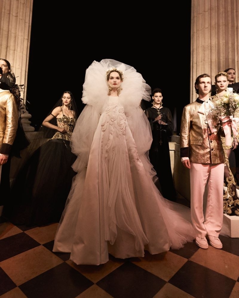 Il finale della sfilata alta moda di Dolce&Gabbana (courtesy Dolce&Gabbana)
