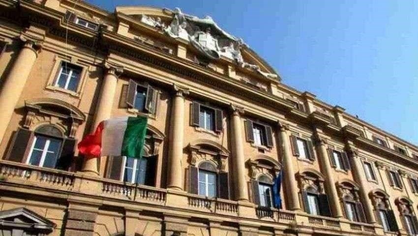 Corsa alle poltrone pubbliche: oltre 400 posti da assegnare nelle partecipate. Da Fincantieri a Snam a Stm, ecco le nomine più ambite