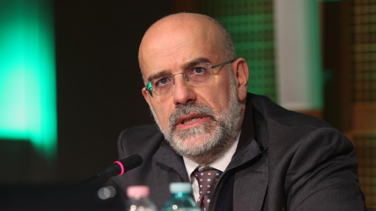 Debito pubblico, Davide Iacovoni (Tesoro): va ridotto. Livelli troppo alti espongono a crisi e rischi imprevedibili
