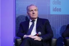 Auto, la cinese Byd presenta il Suv elettrico Atto 2 e corteggia la filiera italiana: summit con 300 fornitori a Torino