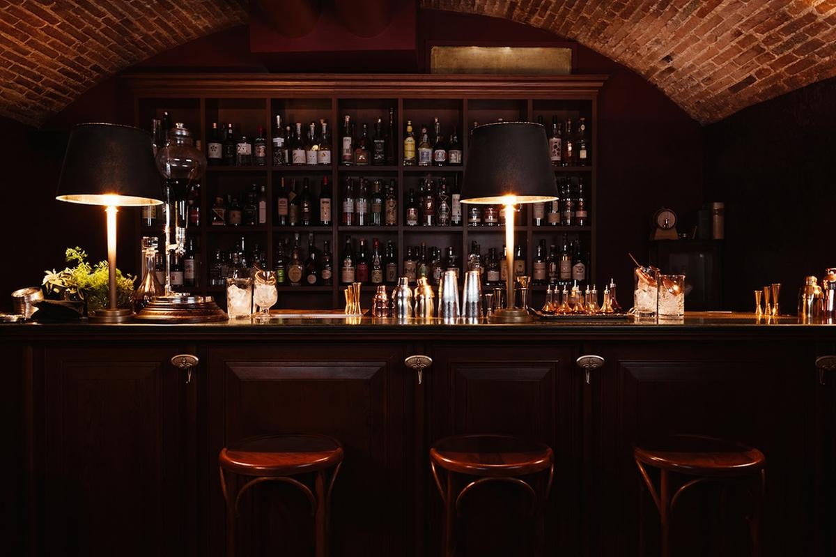 Parola d’ordine: speakeasy. I 15 migliori locali nascosti da scoprire