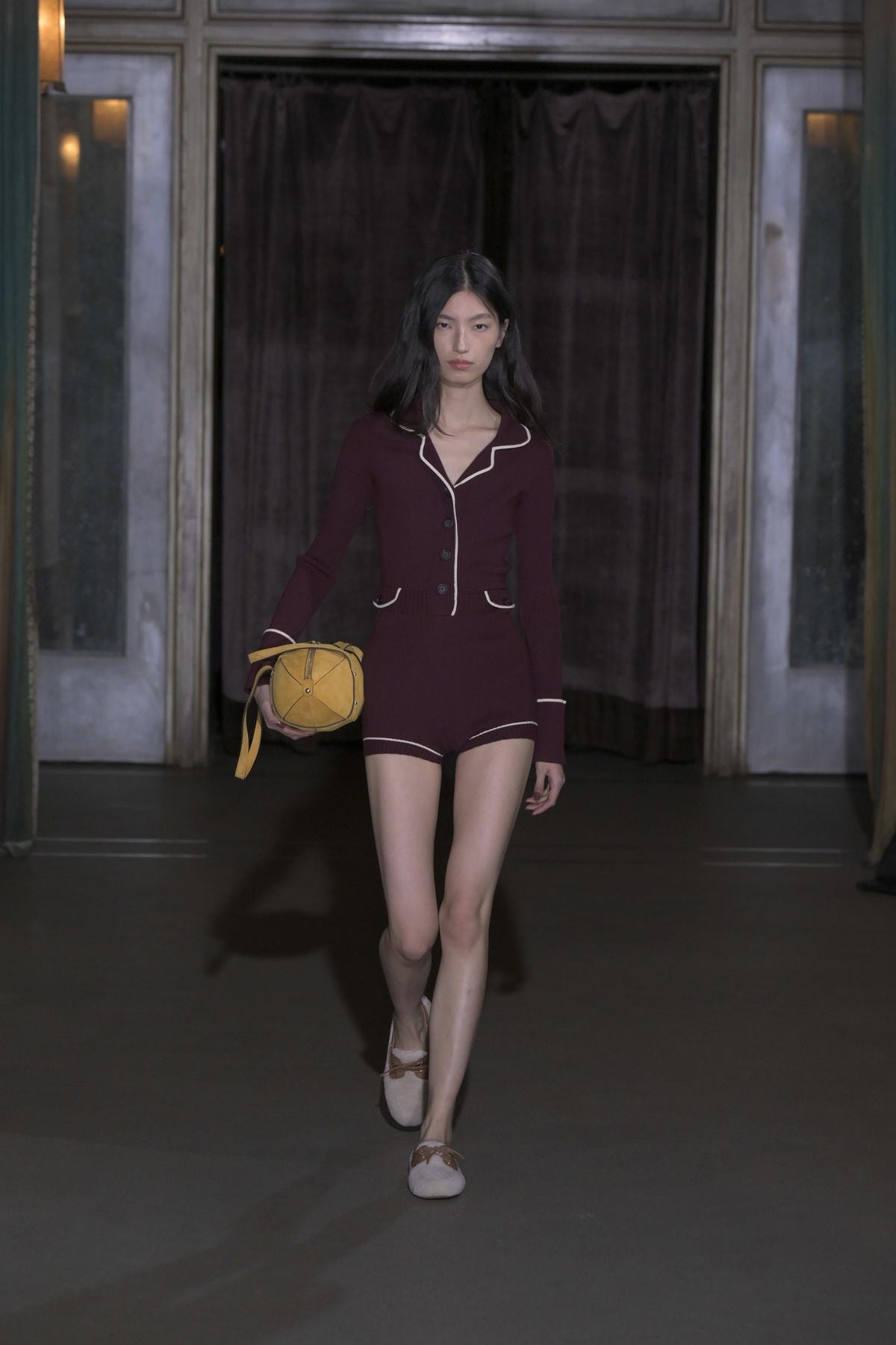 Un look Monse fall-winter 2025/26 (ph Francesc ten/MFF)