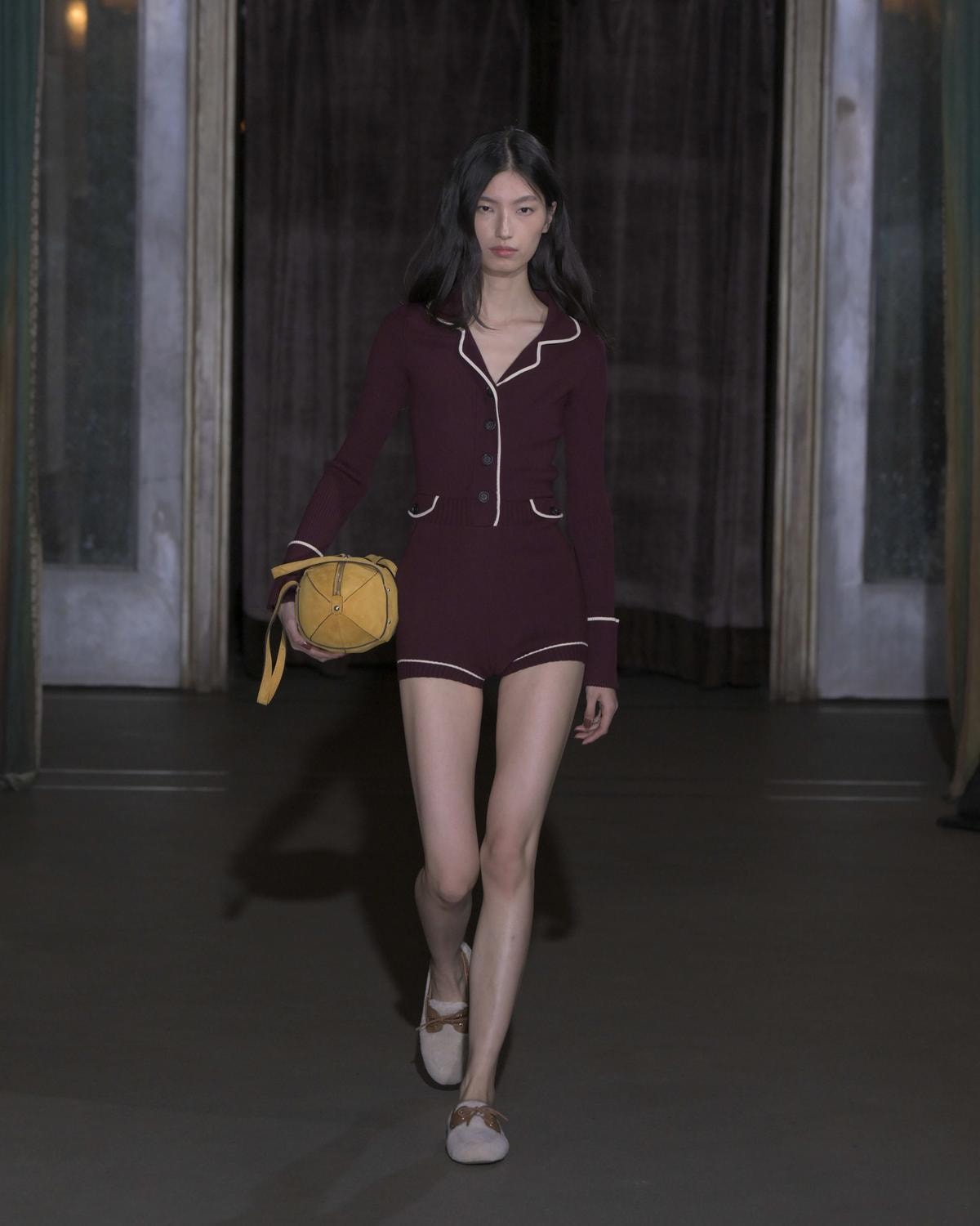 Un look Monse fall-winter 2025/26 (ph Francesc ten/MFF)