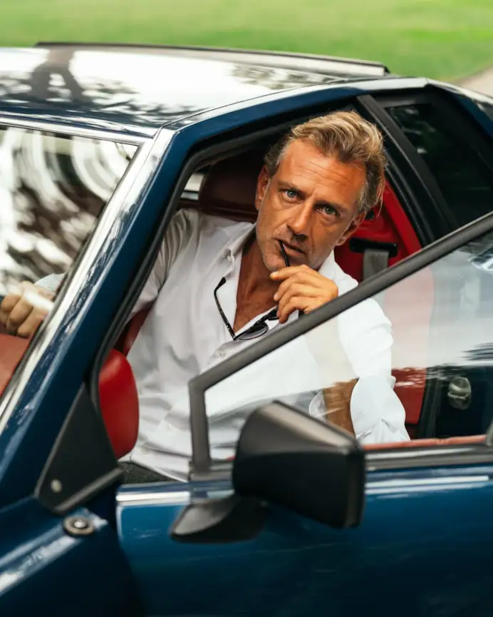 Guglielmo Miani amministratore delegato del brand Larusmiani, presidente di MonteNapoleone District, e fondatore di FuoriConcorso, il format di eventi e raduni per appassionati di auto classiche.