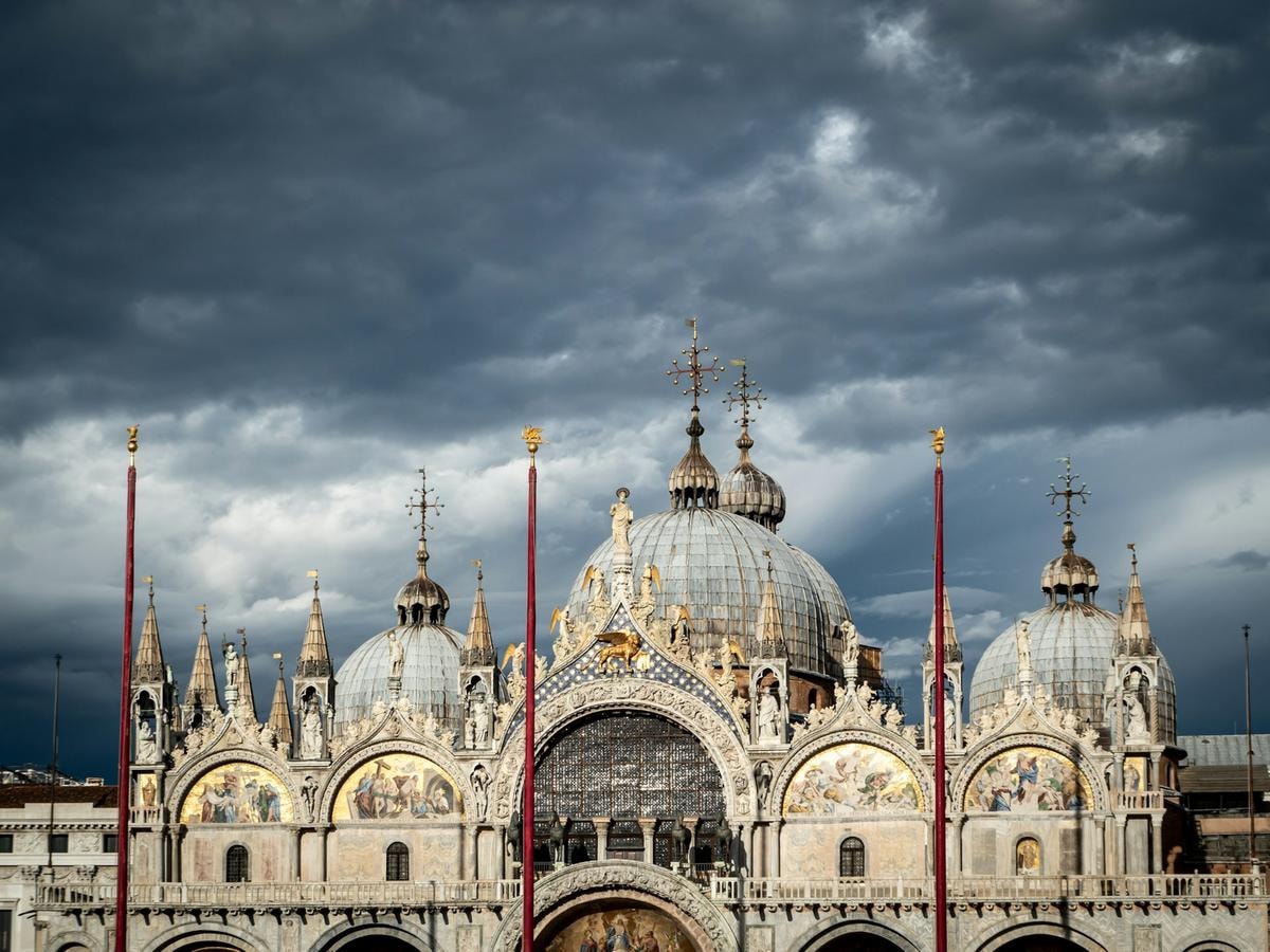 3 hotel dove soggiornare a Venezia durante il Carnevale. E 3 ristoranti dove mangiare 