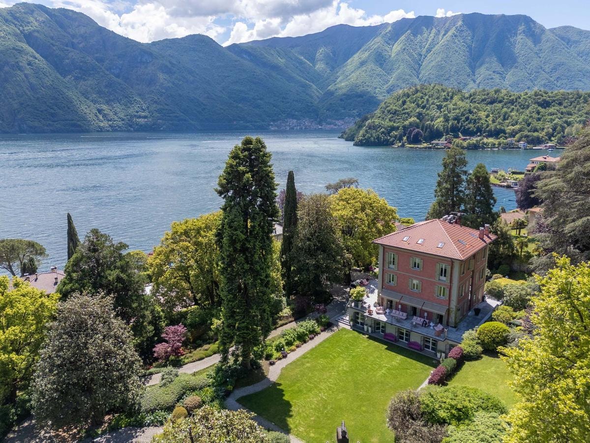 Una veduta di Villa Porto Felice, sul Lago di Como.